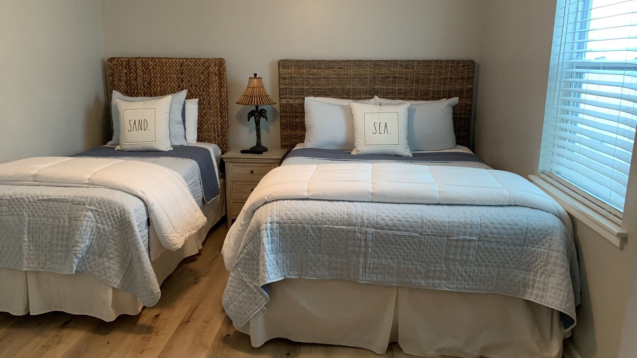 Photo of Bedroom in Laguna Beach Estates