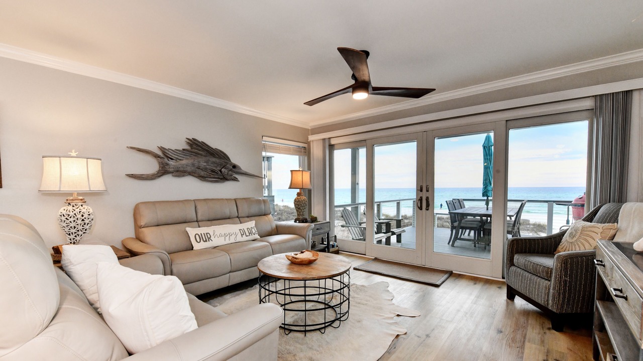 Photo of Livingroom in Laguna Beach Estates
