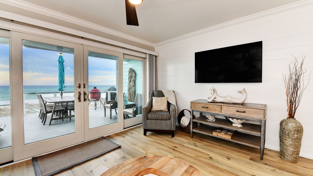 Photo of Livingroom in Laguna Beach Estates
