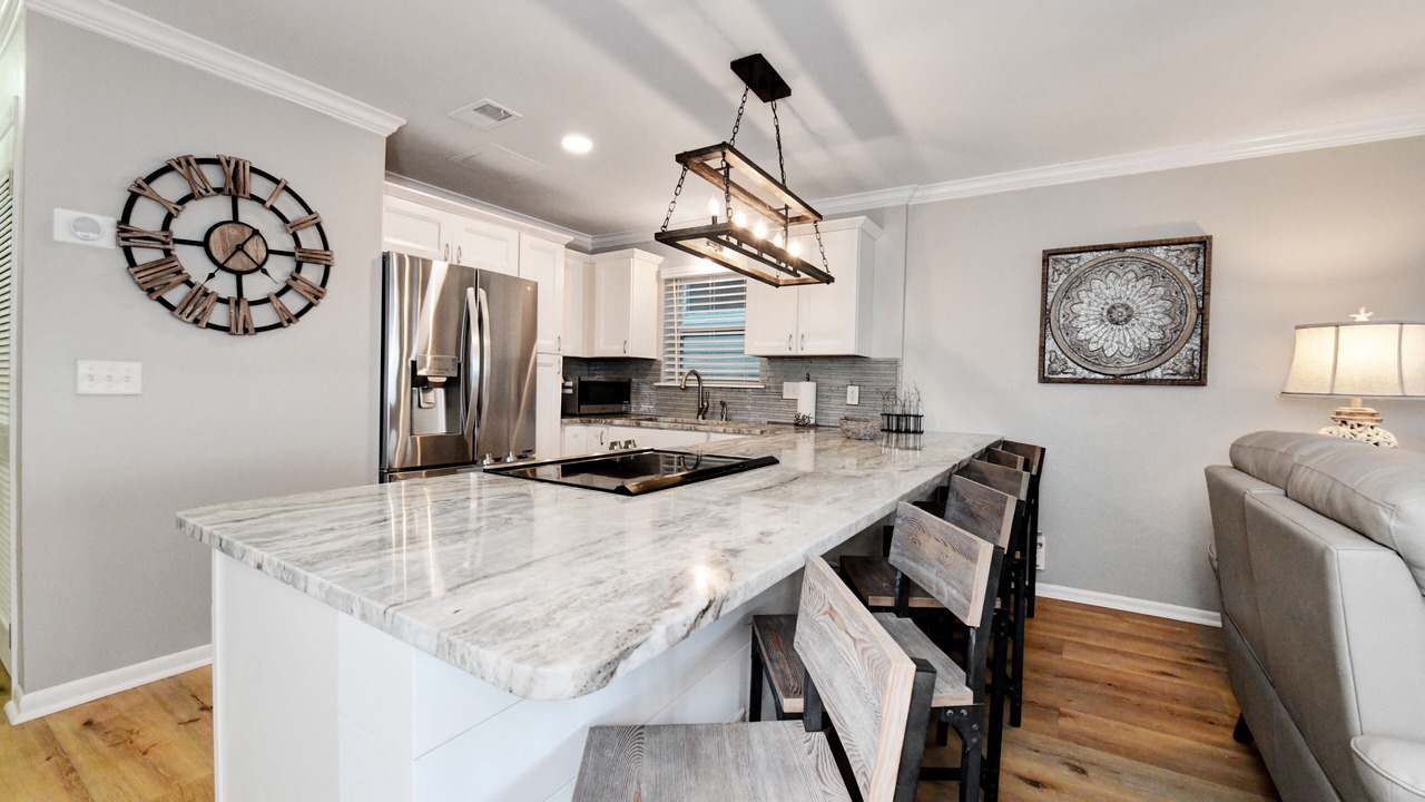 Photo of Kitchen in Laguna Beach Estates