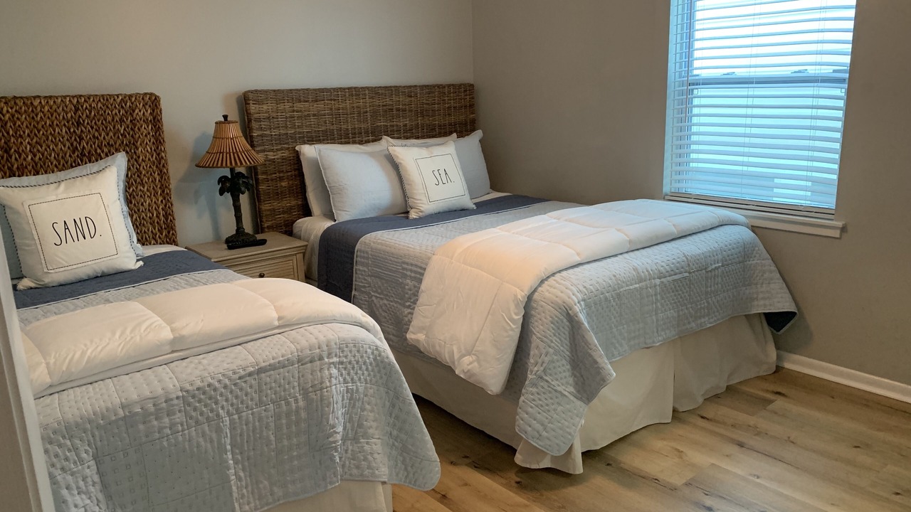 Photo of Bedroom in Laguna Beach Estates