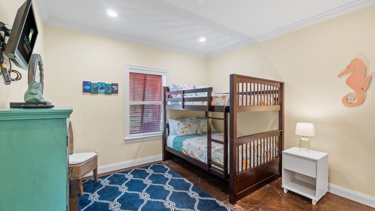 Photo of Bedroom in Crystal Beach