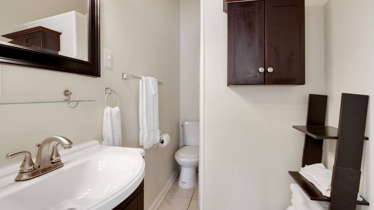 Photo of Bathroom in Tulane - Gravier