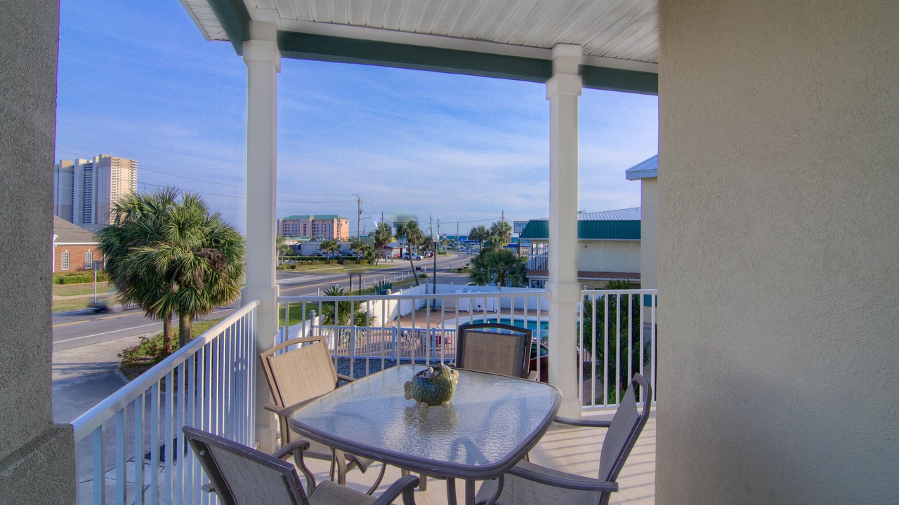 Photo of Patio Balcony in El Centro Beach