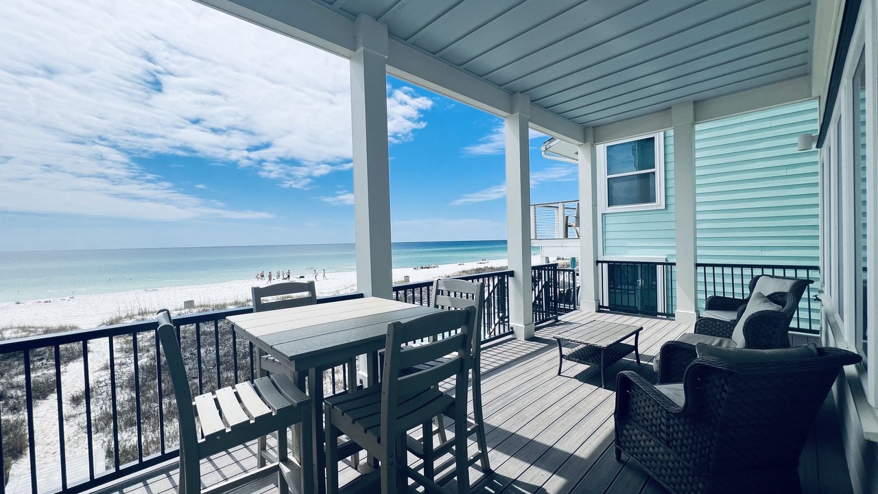 Photo of Patio Balcony in Laguna Beach Estates