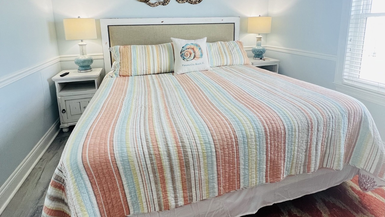 Photo of Bedroom in Laguna Beach Estates