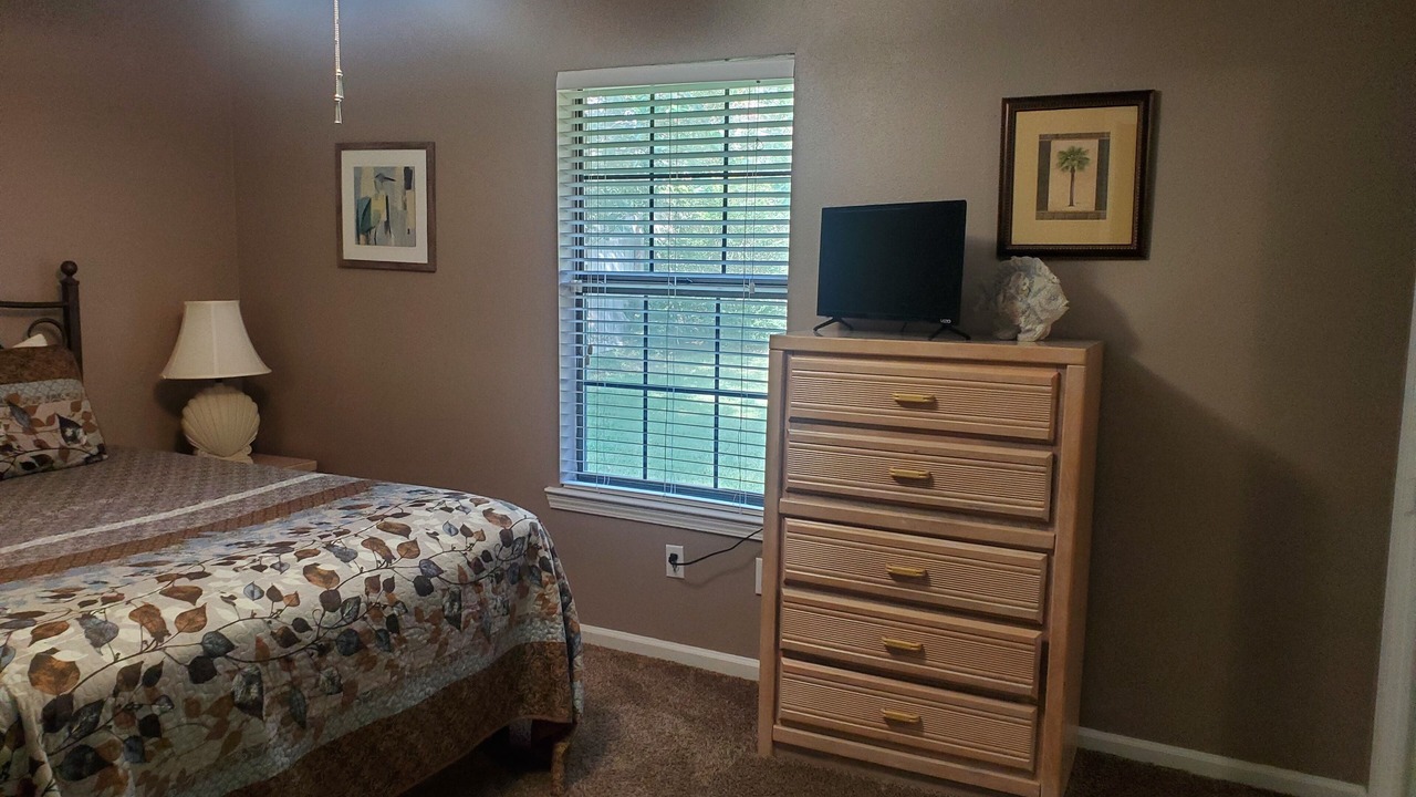 Photo of Bedroom in Mary Esther