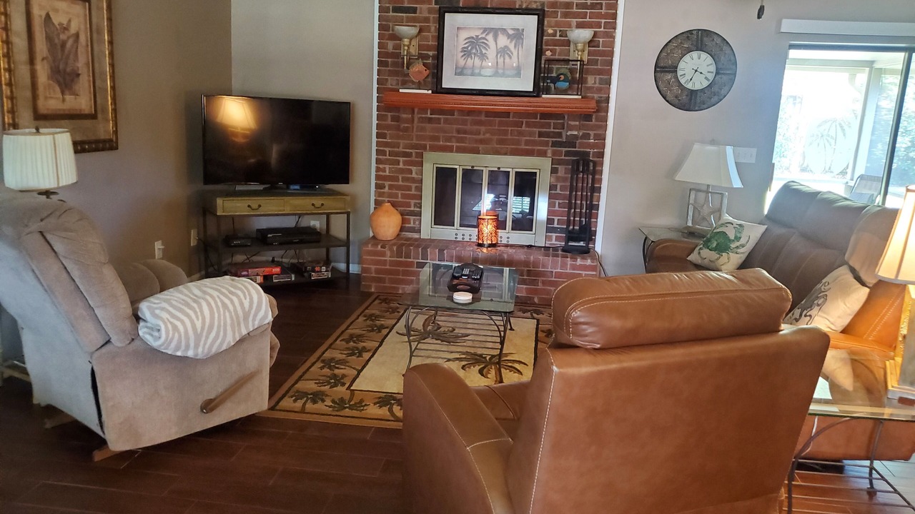 Photo of Bedroom in Mary Esther