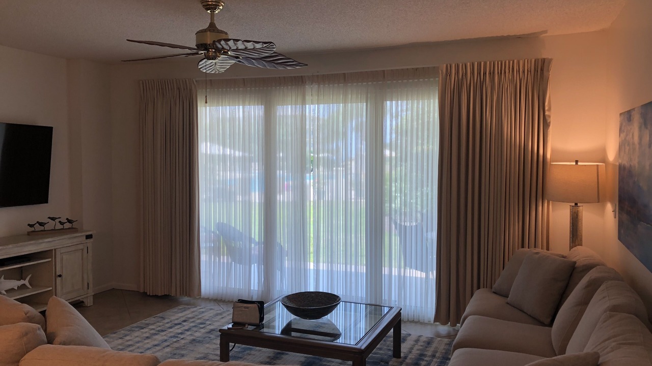 Photo of Livingroom in Rosemary Beach