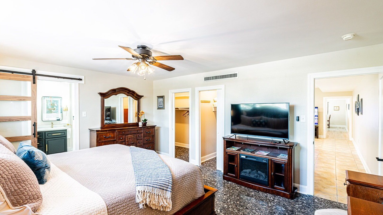 Photo of Livingroom in Bywater