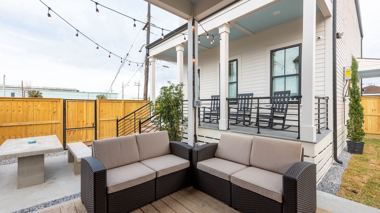 Photo of Outdoor in Mid-City