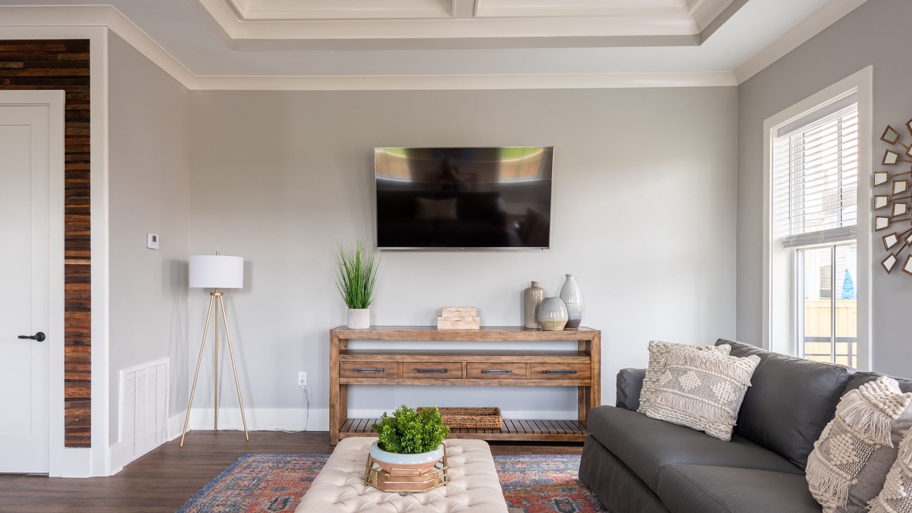 Photo of Livingroom in Mid-City