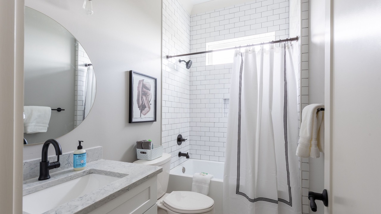 Photo of Bathroom in Mid-City