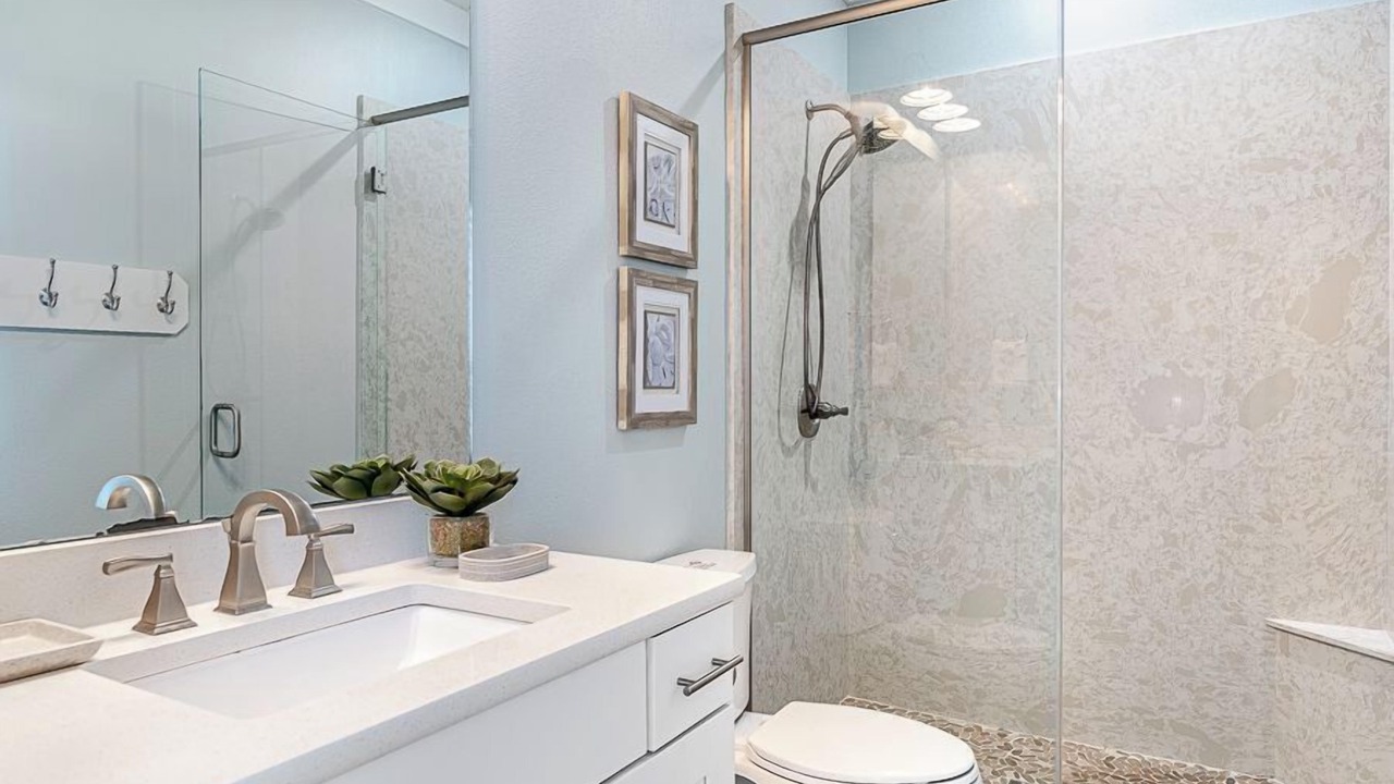 Photo of Bedroom in Laguna Beach Estates