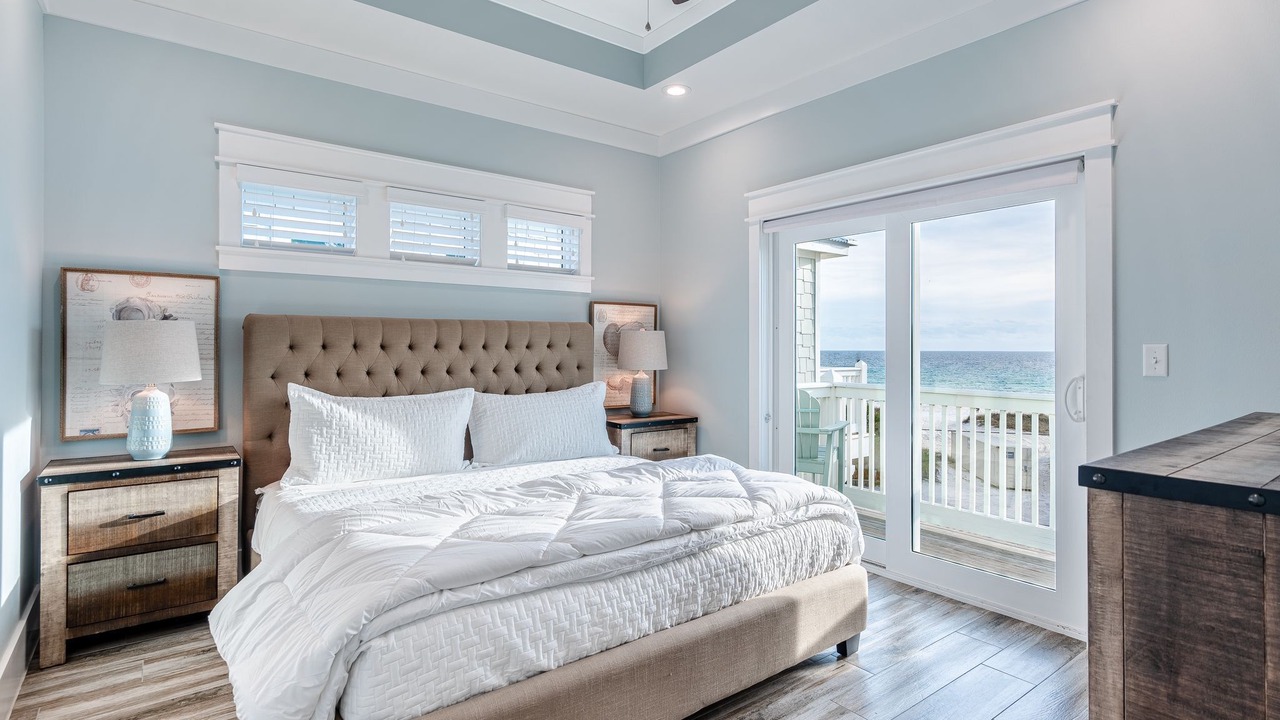 Photo of Bedroom in Laguna Beach Estates