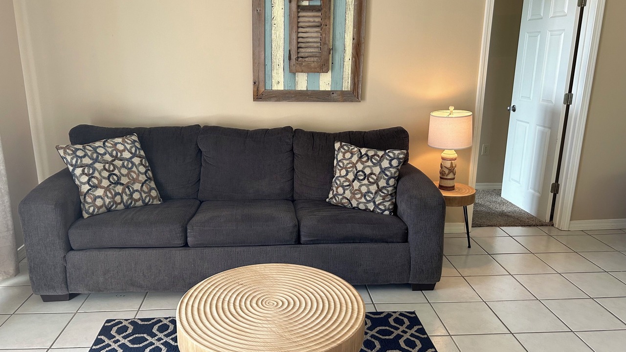 Photo of Livingroom in Fort Morgan