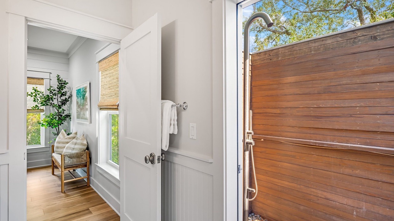 Photo of Bathroom in Seacrest