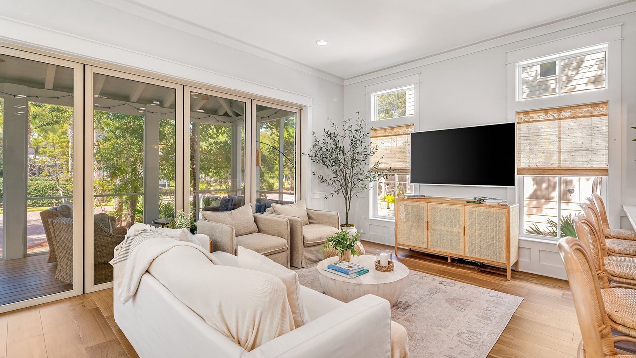 Photo of Livingroom in Seacrest