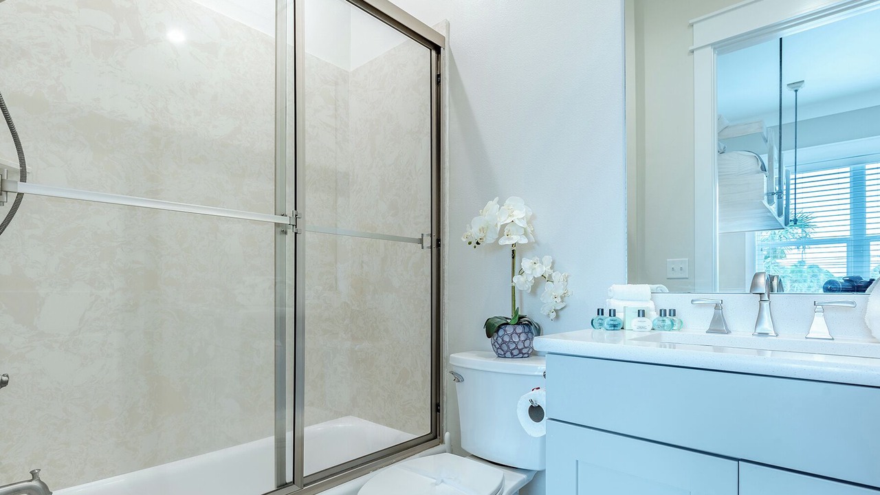 Photo of Bedroom in Laguna Beach Estates