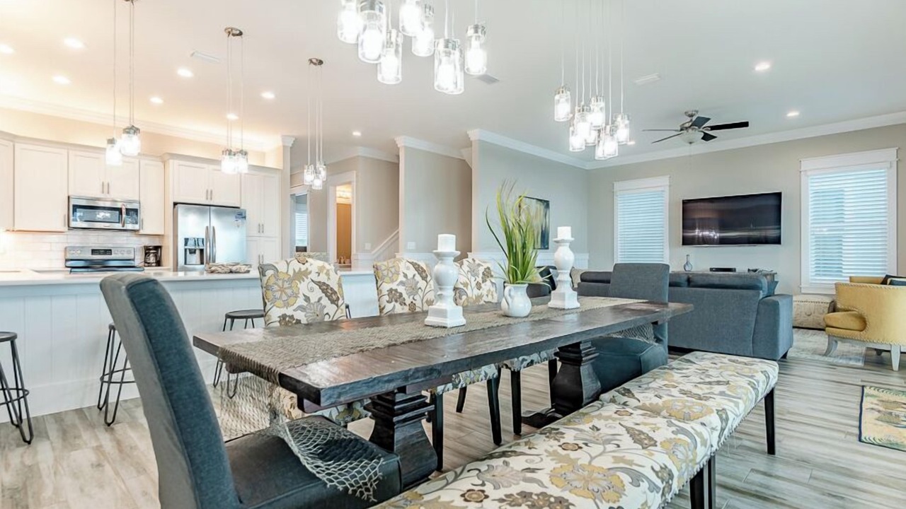 Photo of Bedroom in Laguna Beach Estates