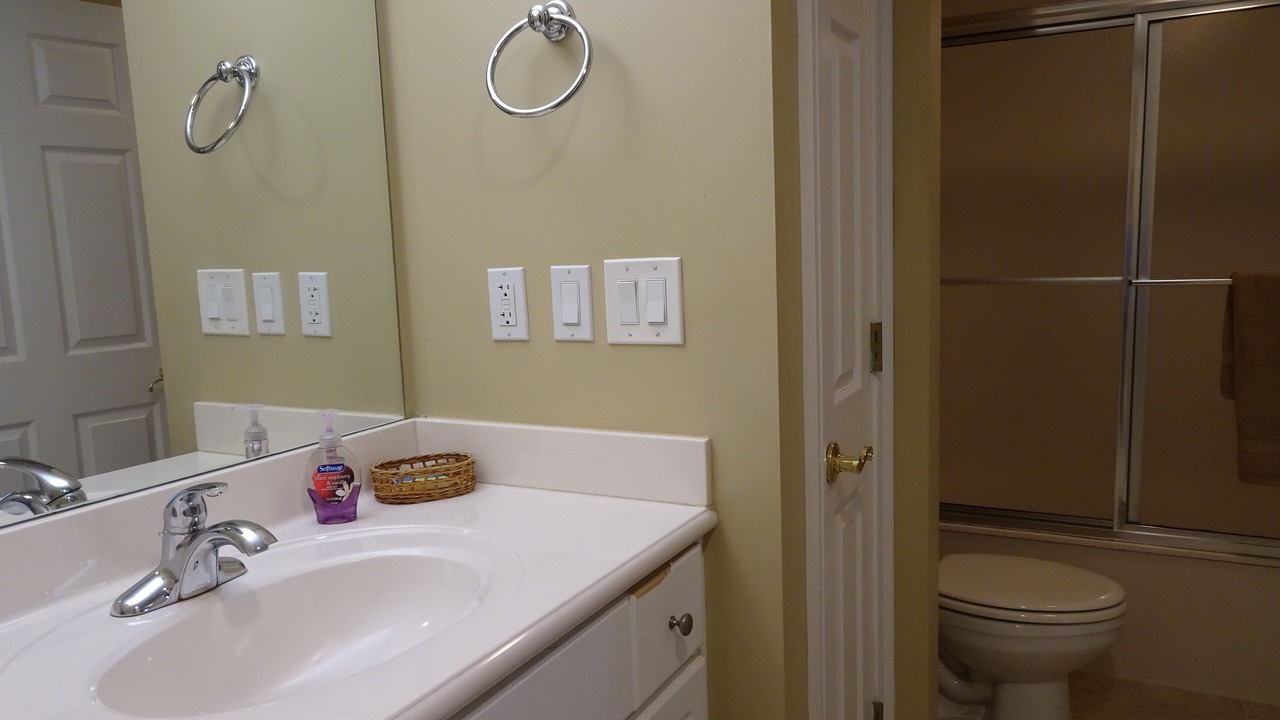 Photo of Bathroom in Lower Grand Lagoon