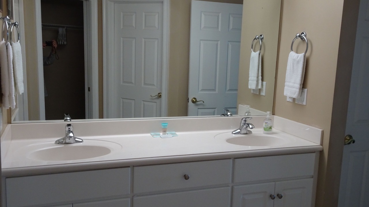 Photo of Bathroom in Lower Grand Lagoon