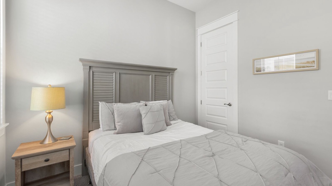 Photo of Bedroom in Santa Rosa Beach
