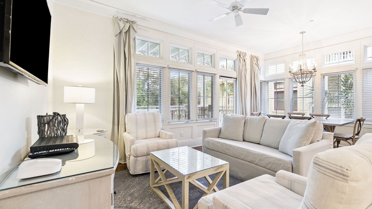 Photo of Livingroom in Beach District