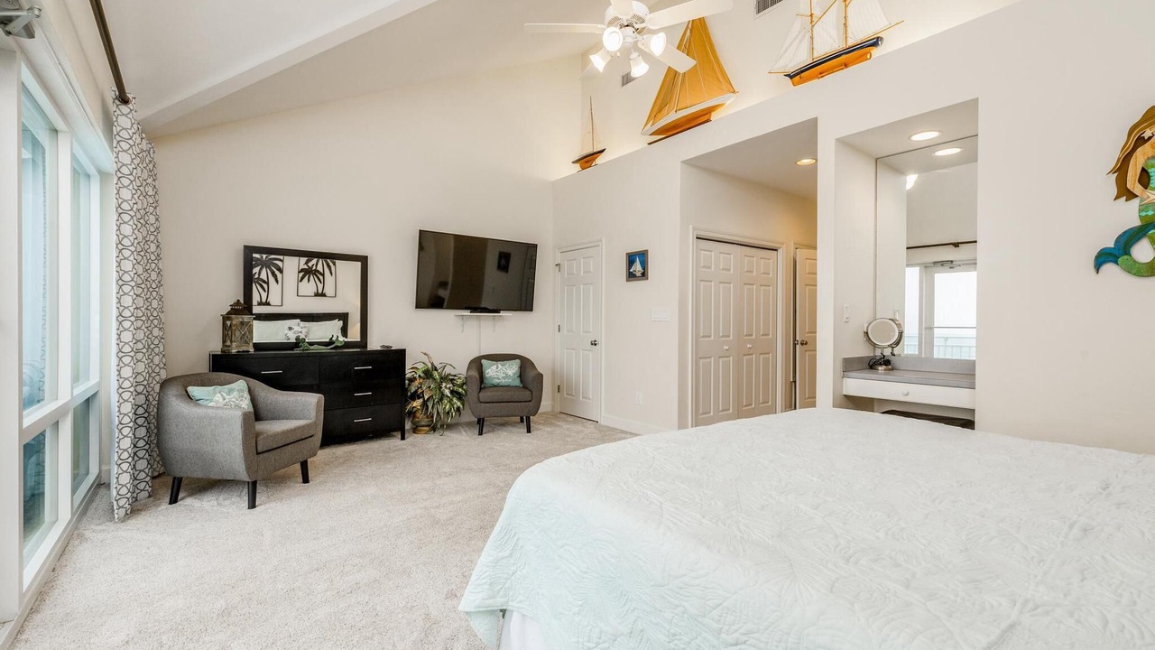 Photo of Bedroom in White Sands Cottages