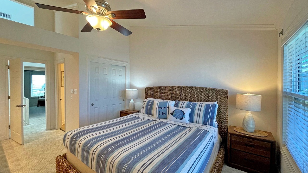 Photo of Bedroom in Pensacola Beach