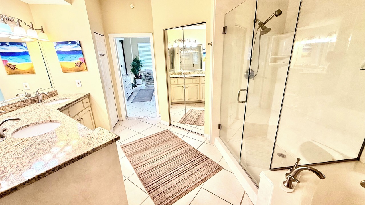 Photo of Bathroom in Orange Beach