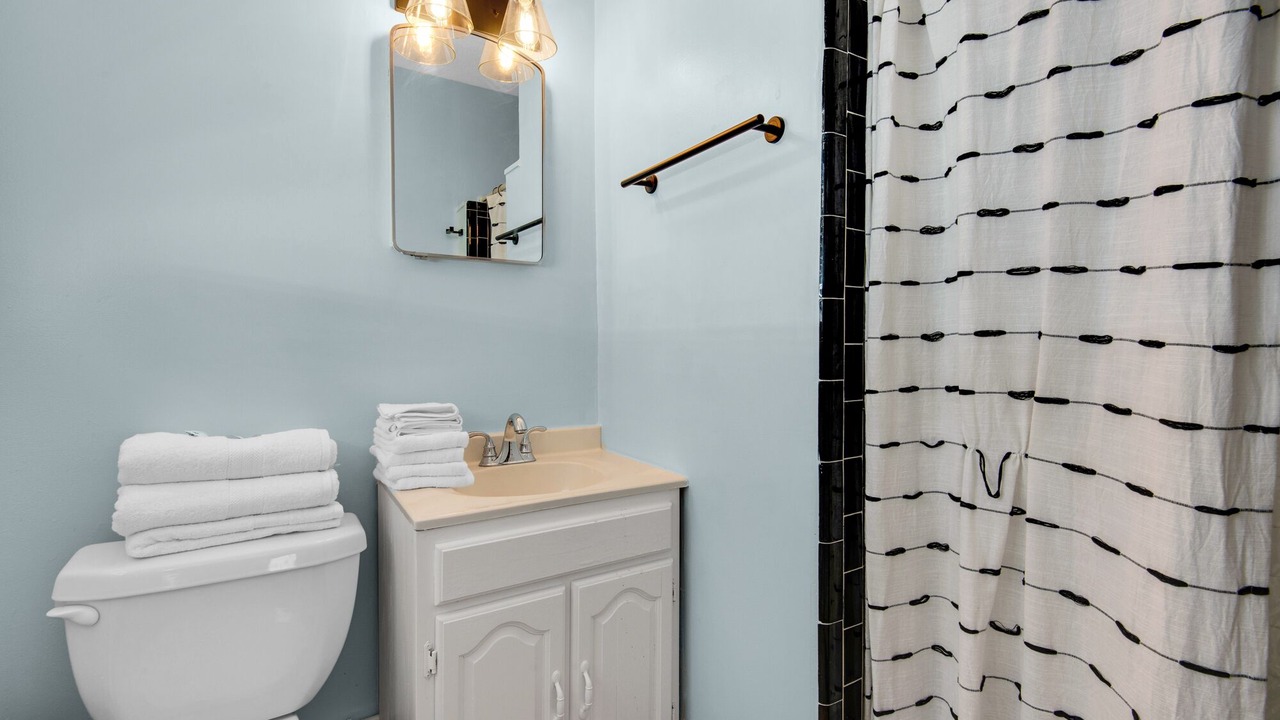 Photo of Bathroom in Bahama Beach