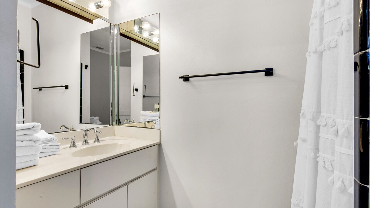 Photo of Bathroom in Bahama Beach