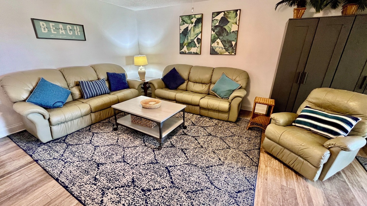 Photo of Livingroom in Butler Beach