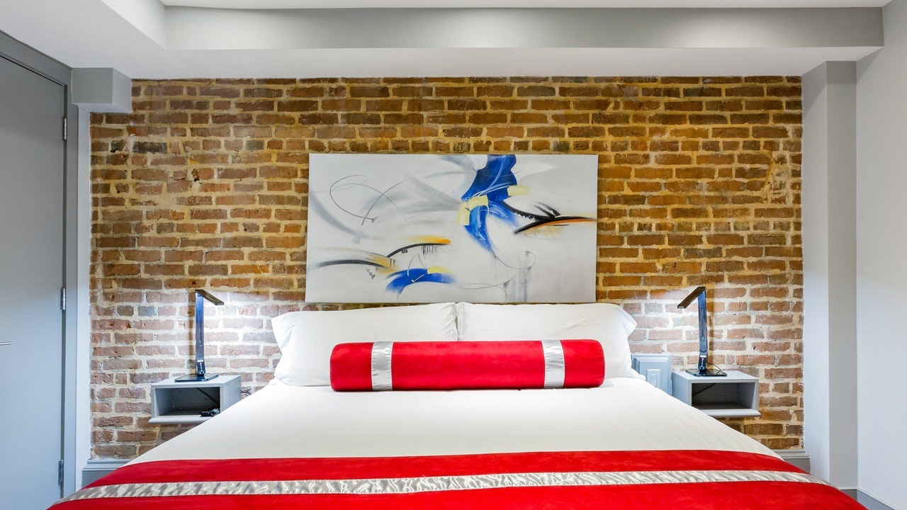 Photo of Bedroom in Central Business District
