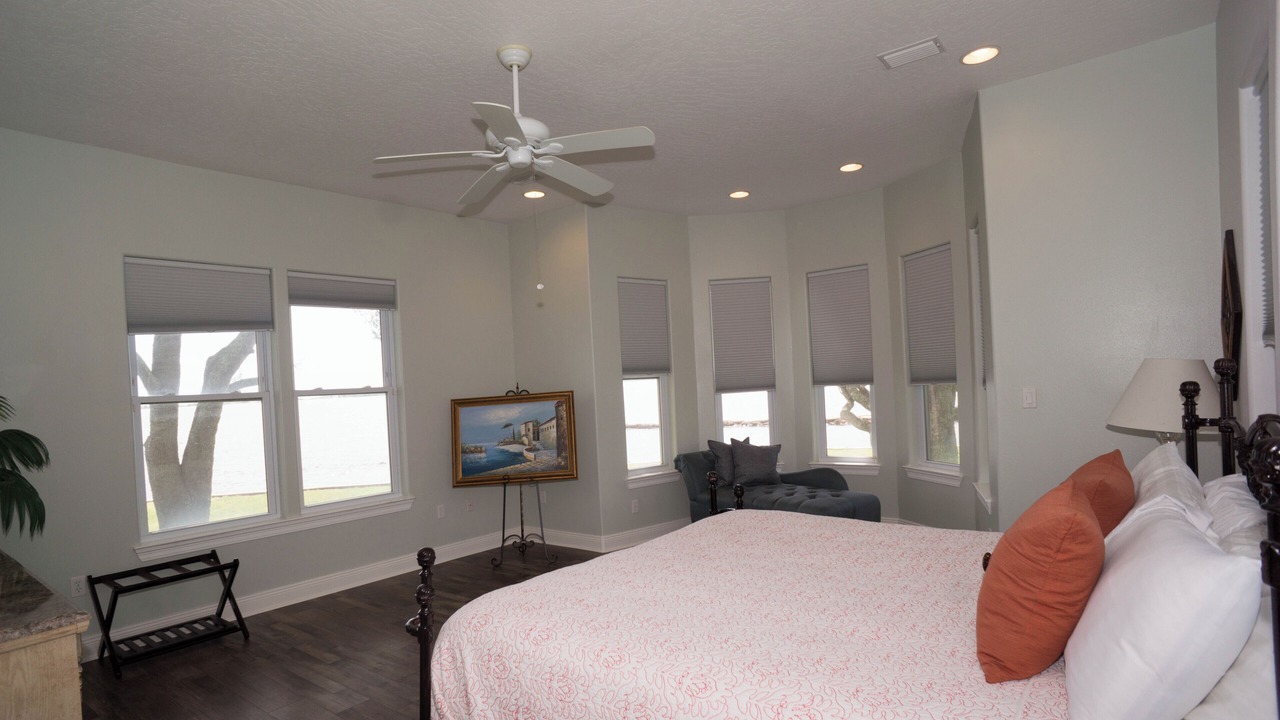 Photo of Bedroom in Mary Esther