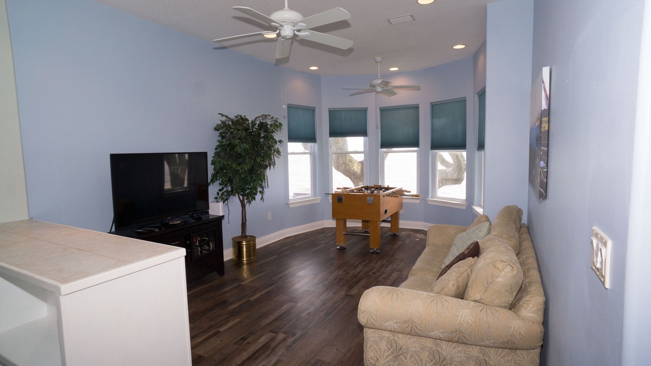 Photo of Livingroom in Mary Esther