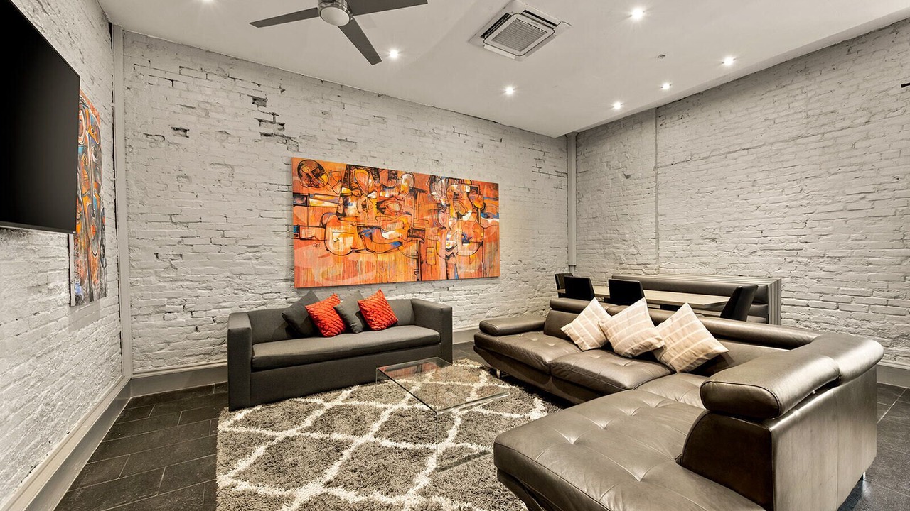 Photo of Livingroom in Central Business District