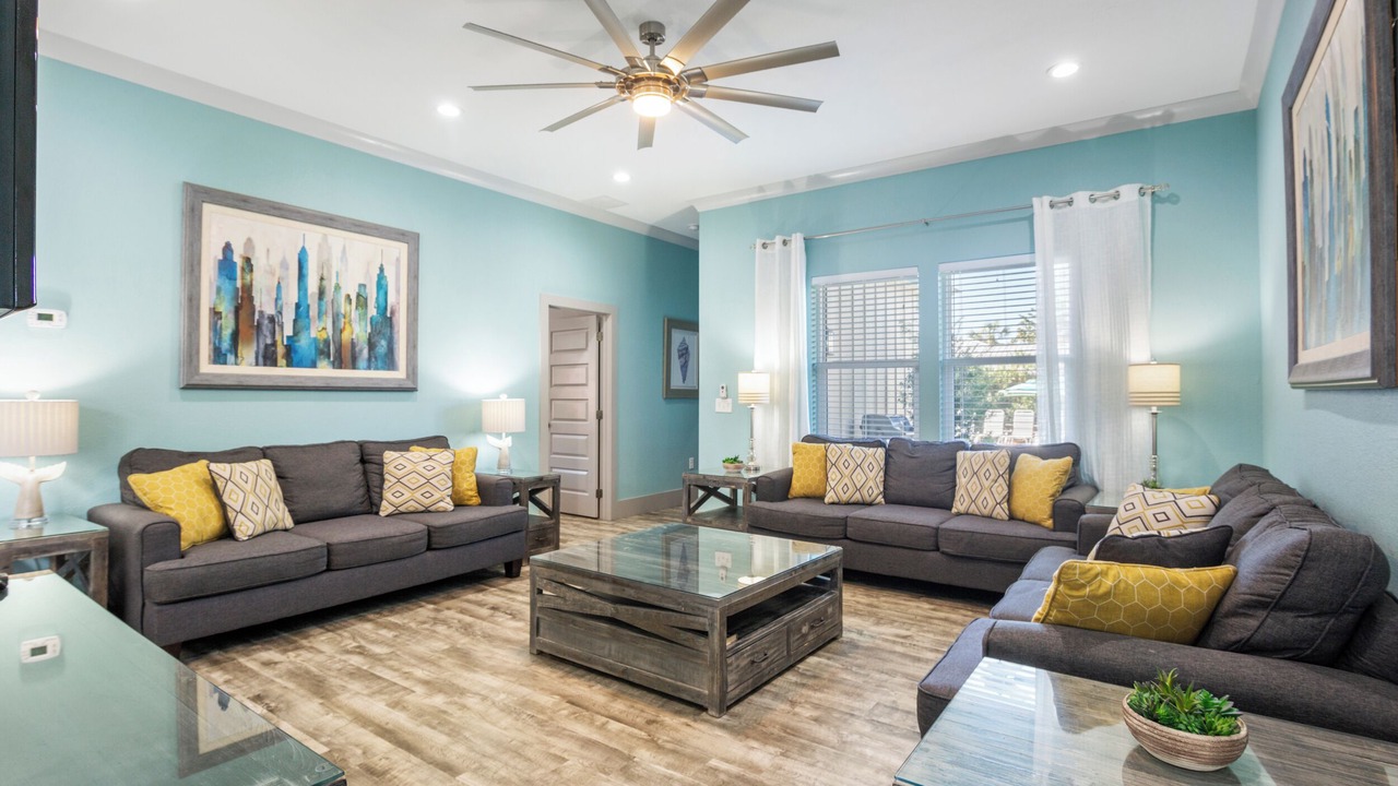 Photo of Bedroom in Crystal Beach