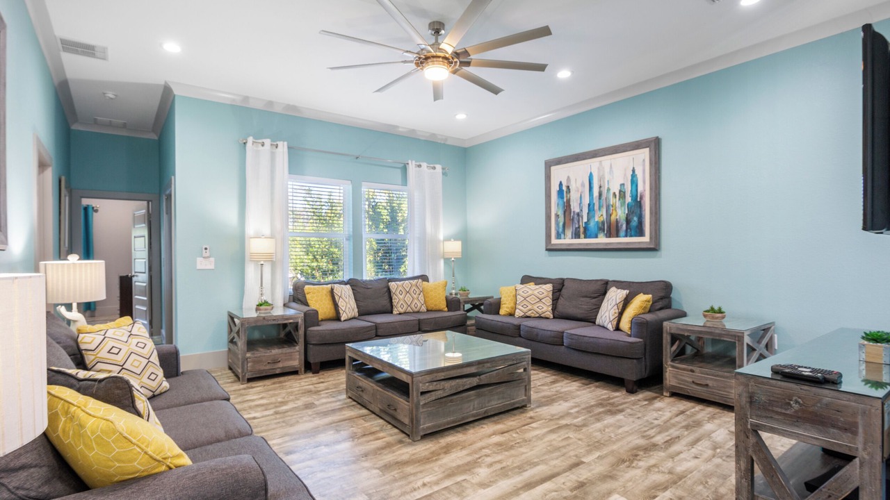 Photo of Bedroom in Crystal Beach