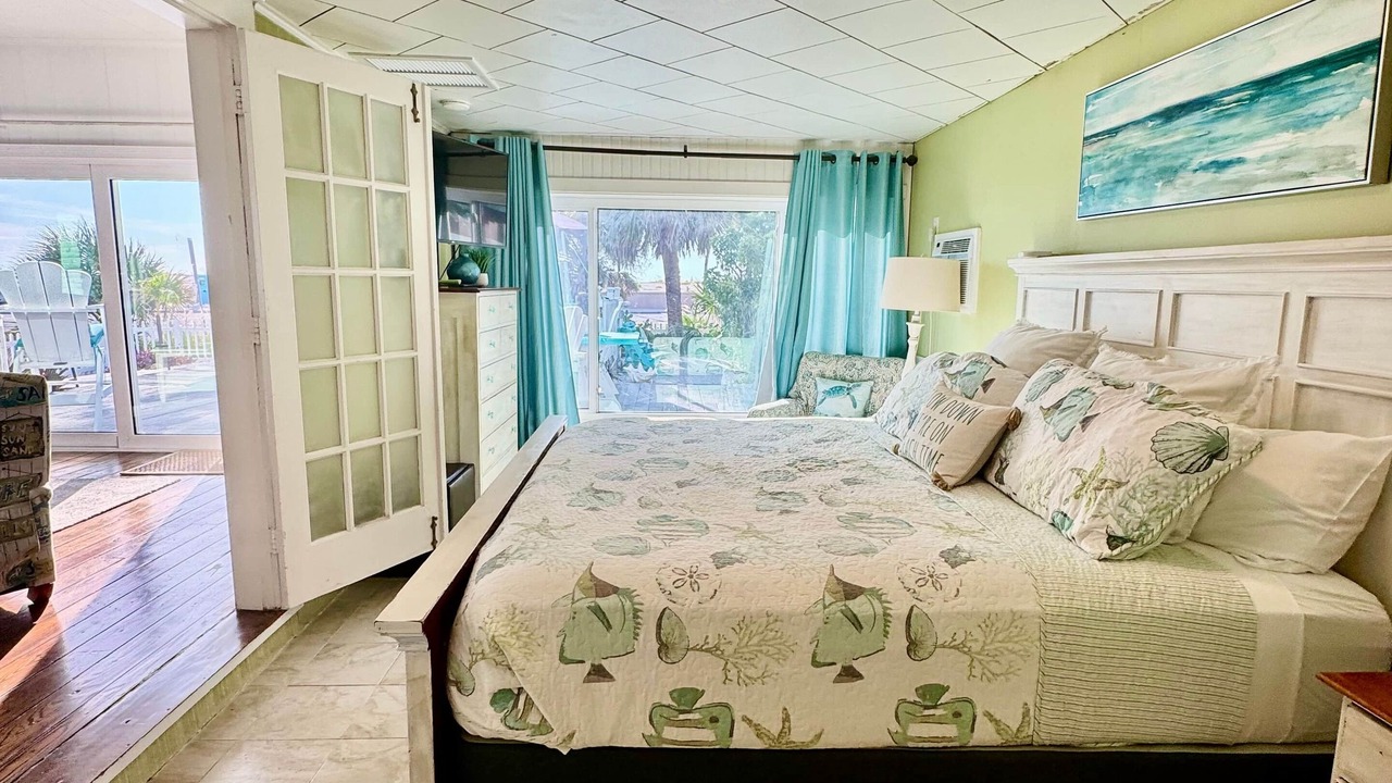 Photo of Bedroom in Pass-a-Grille