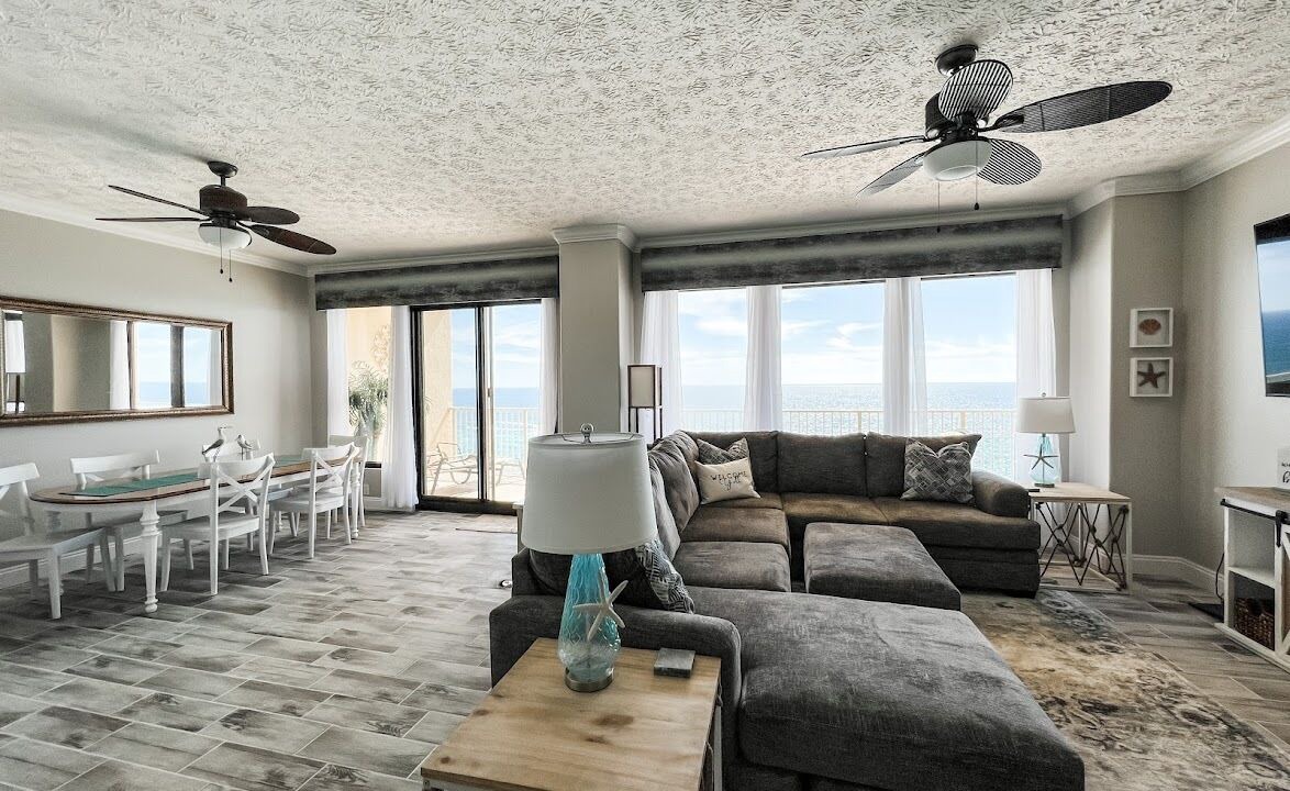 Photo of Livingroom in Thomas Drive