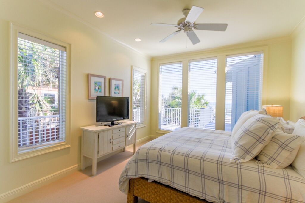 Photo of Bedroom in Gulf Pines