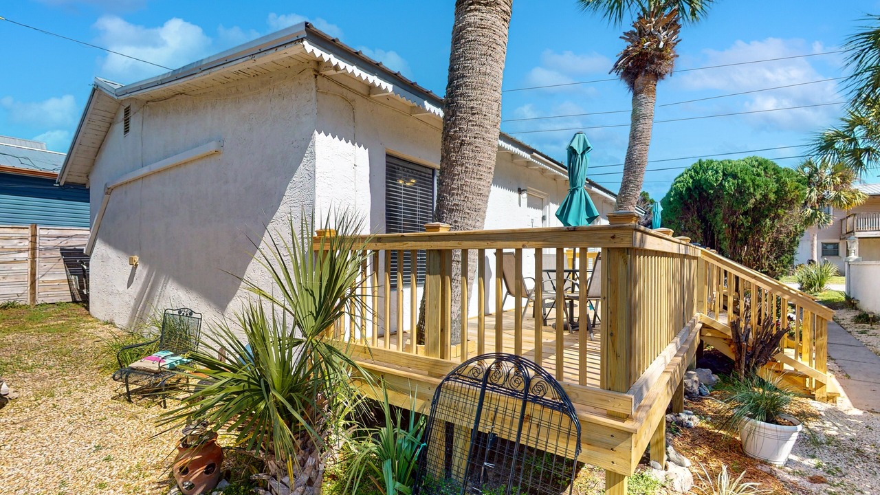Photo of Patio Balcony in Laguna Beach