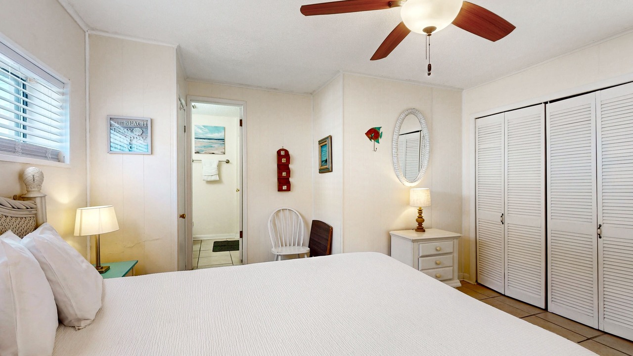 Photo of Bedroom in Laguna Beach