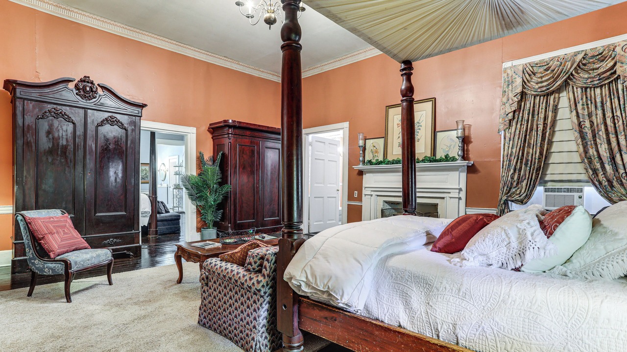 Photo of Bedroom in Pinckneyville