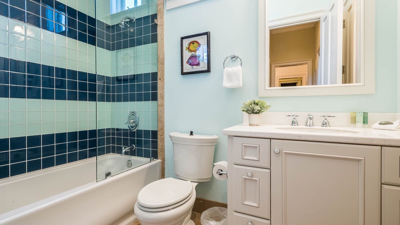 Photo of Bathroom in Cottage District