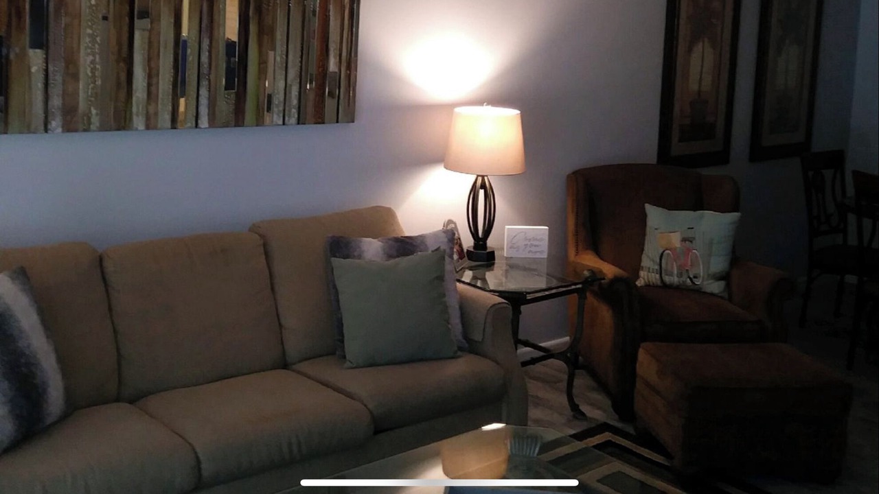 Photo of Livingroom in Mary Esther