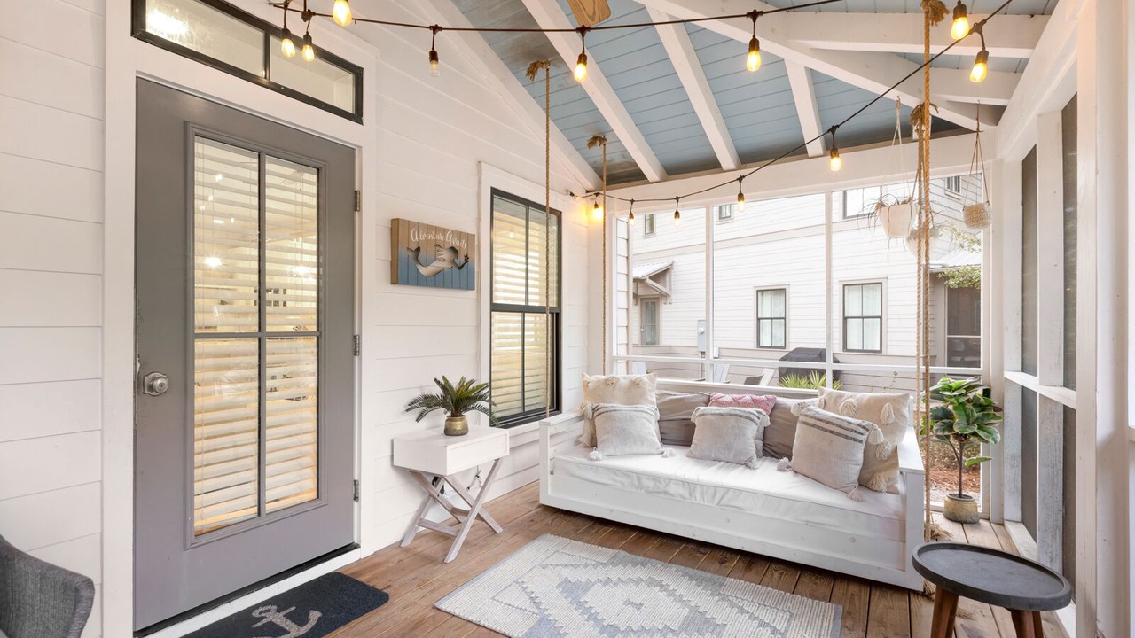 Photo of Patio Balcony in Seacrest