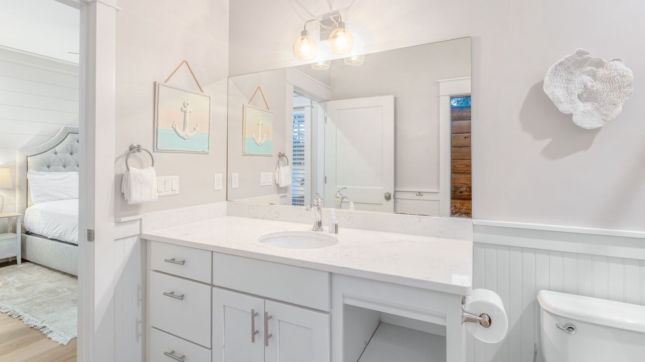 Photo of Bathroom in Seacrest